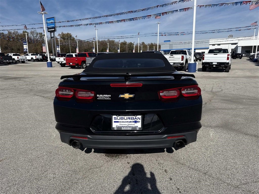 Used 2020 Chevrolet Camaro LT image 4