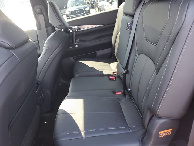 New 2027 INFINITI QX60 Luxe w/ Family Package AWD/4WD image 17