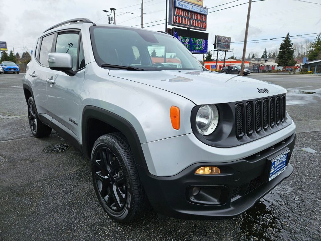 Used 2018 Jeep Renegade Altitude image 6