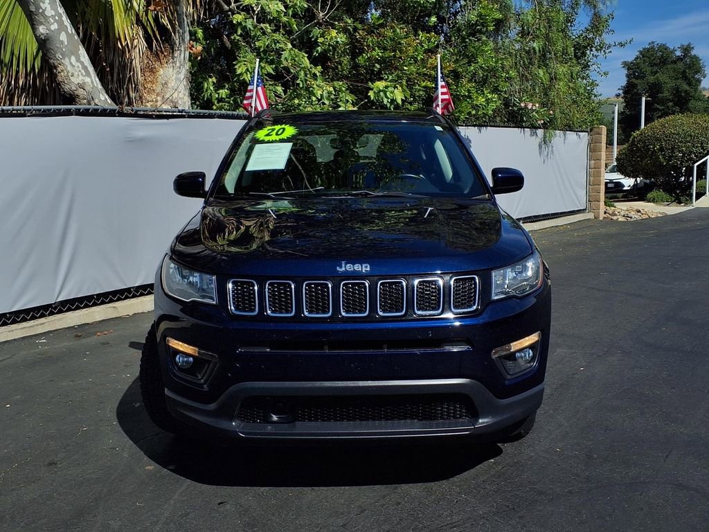 Used 2020 Jeep Compass Latitude AWD/4WD image 2