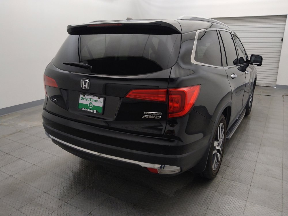 Used 2017 Honda Pilot Touring image 7