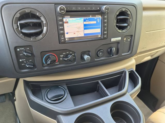 Used 2011 Ford E-150 and Econoline 150 Wagon w/ XLT Premium Pkg RWD image 11
