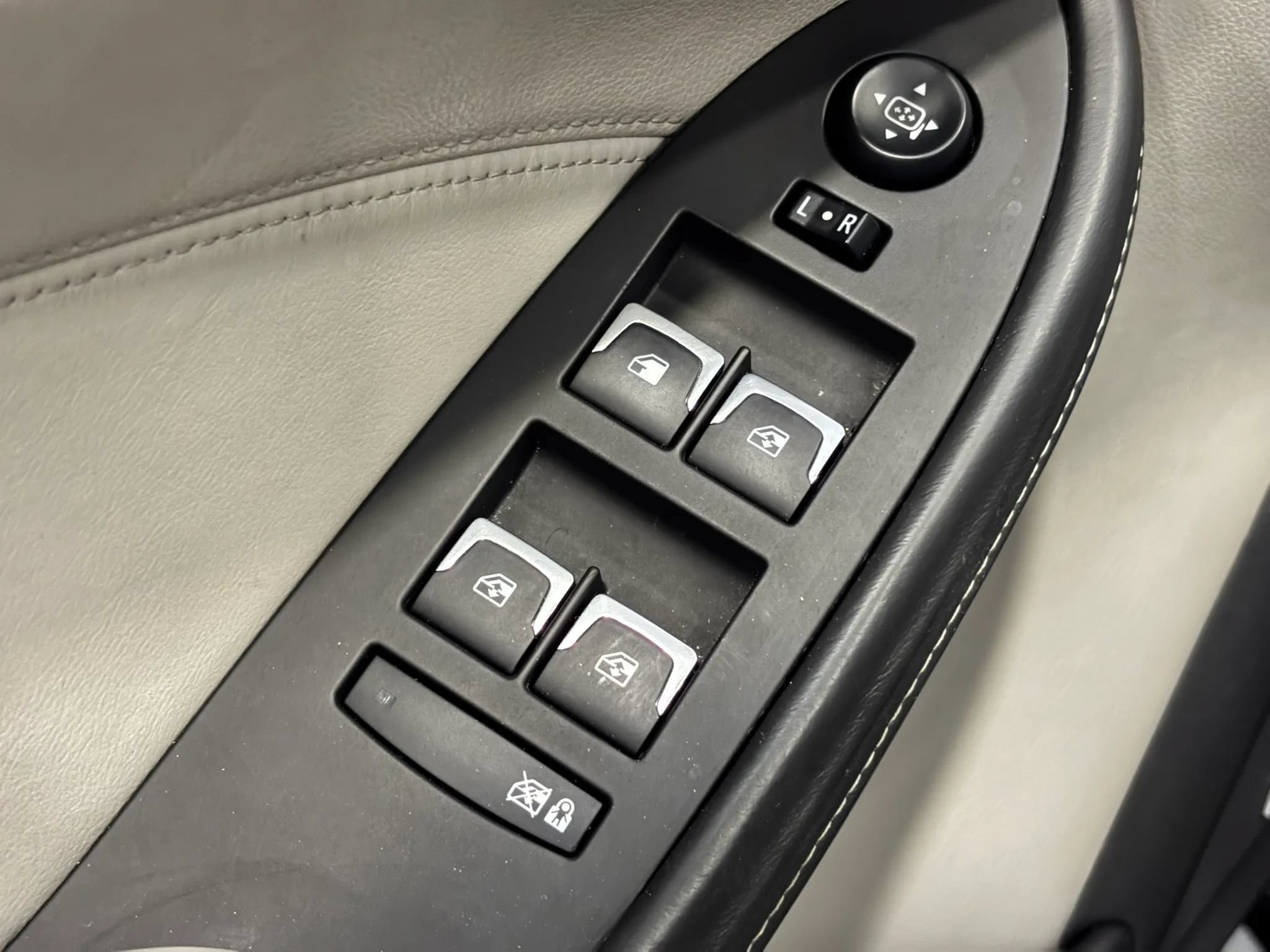 Used 2015 Cadillac CTS Luxury AWD/4WD image 38