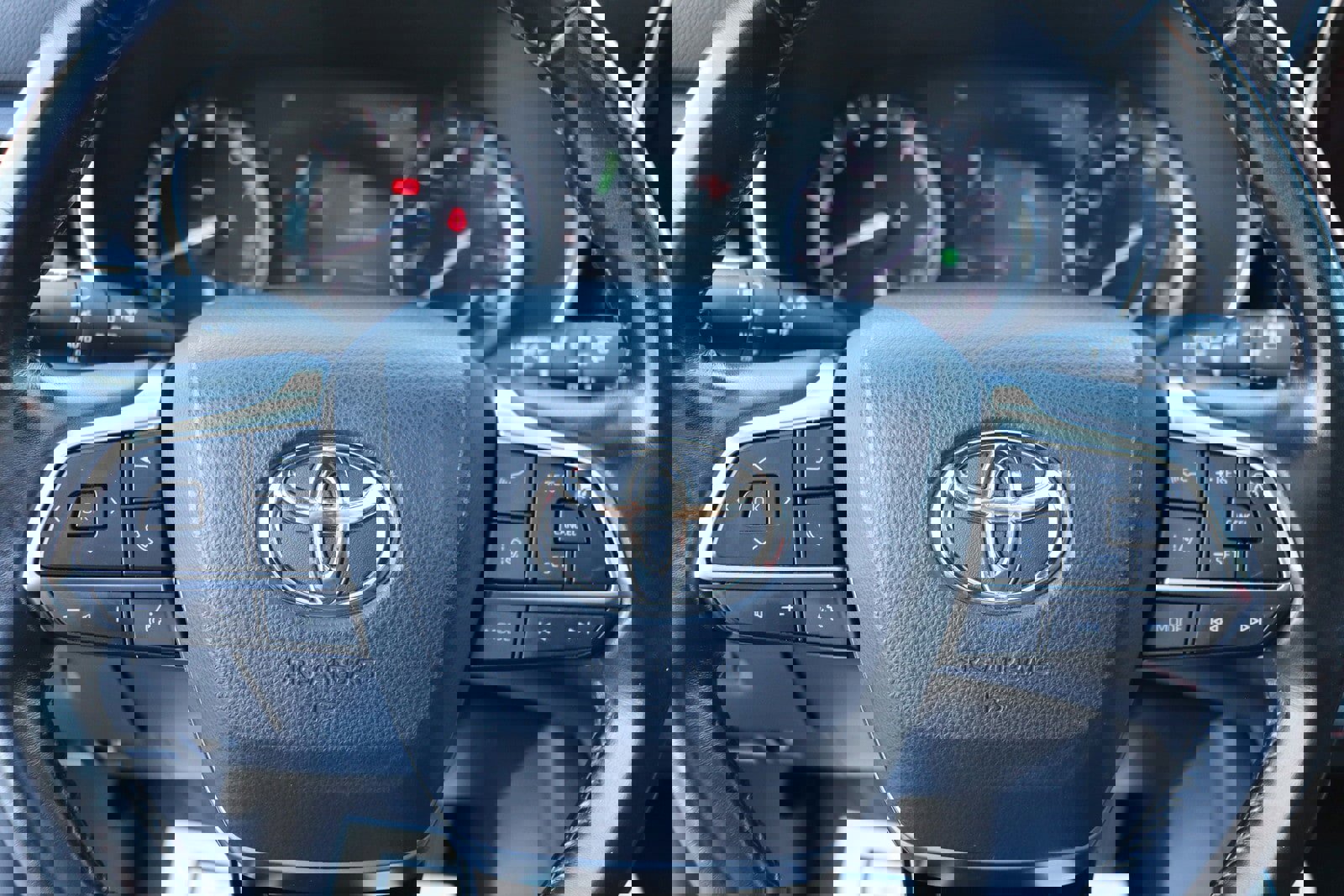 Used 2021 Toyota Highlander XSE image 29