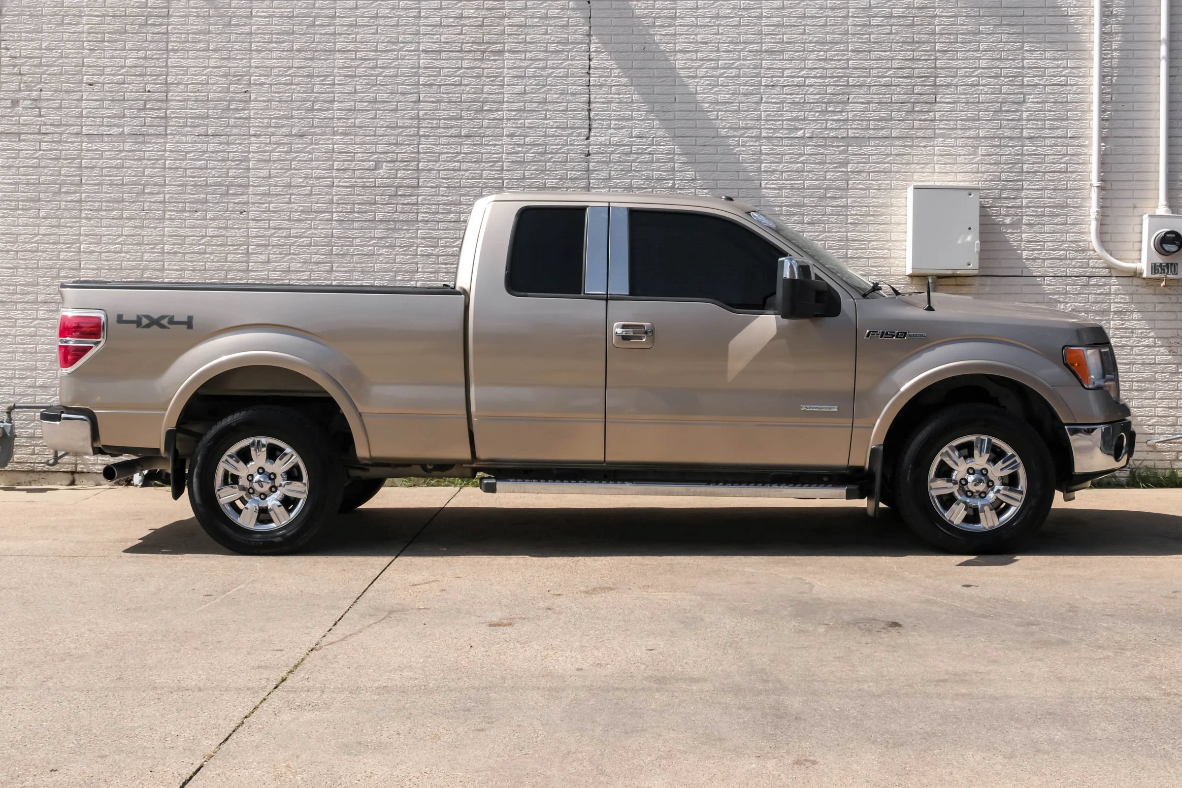 Used 2012 Ford F150 Lariat w/ Lariat Chrome Pkg AWD/4WD image 6