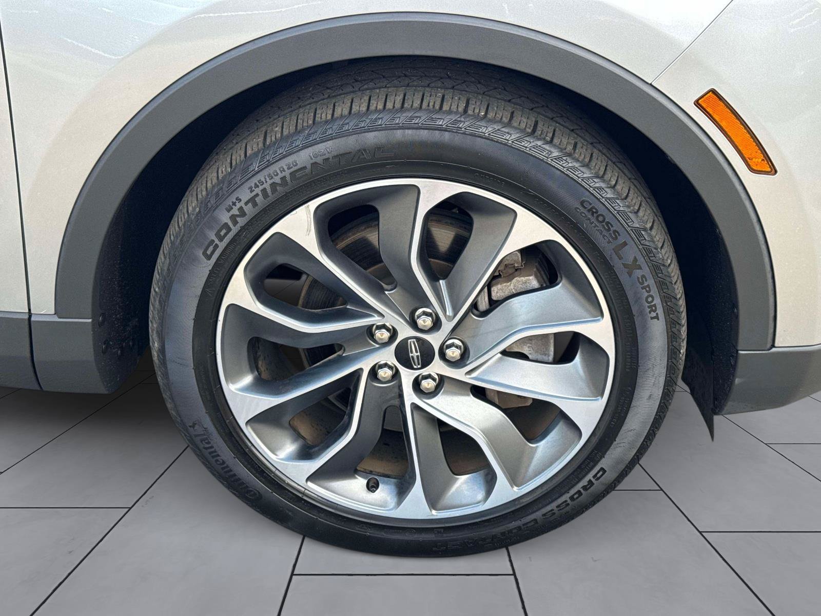 Used 2023 Lincoln Nautilus Reserve w/ Luxury Package AWD/4WD image 6