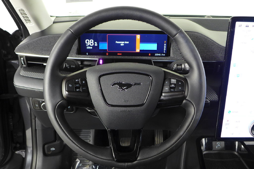 Used 2023 Ford Mustang Mach-E Premium RWD image 27