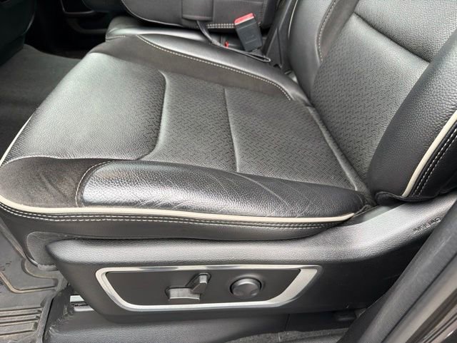 Used 2022 RAM 1500 Laramie AWD/4WD image 25