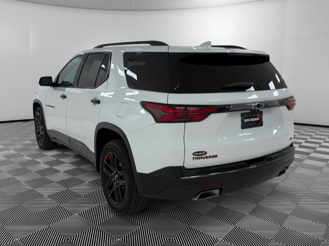 Used 2023 Chevrolet Traverse Premier w/ Redline Edition AWD/4WD image 3