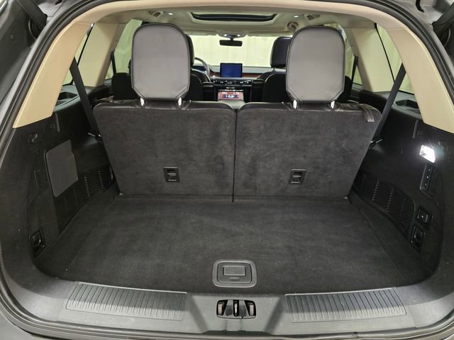 Used 2021 Lincoln Aviator Reserve w/ Equipment Group 201A AWD/4WD image 28