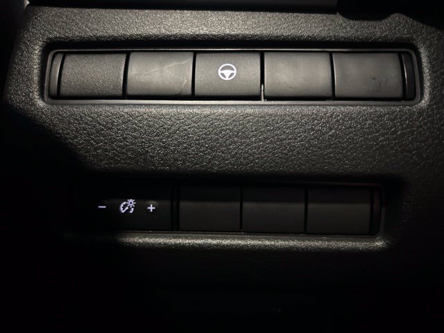 Used 2022 Nissan Rogue SV FWD image 60