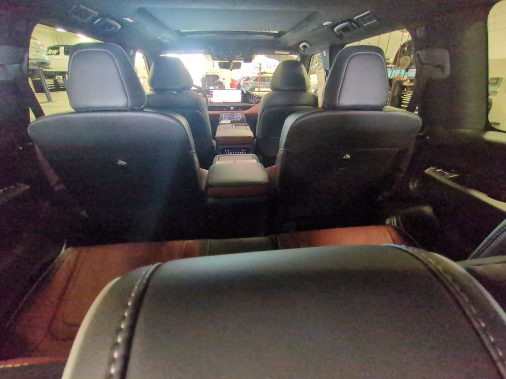 New 2026 INFINITI QX80 Autograph w/ Premium Cargo Package image 30