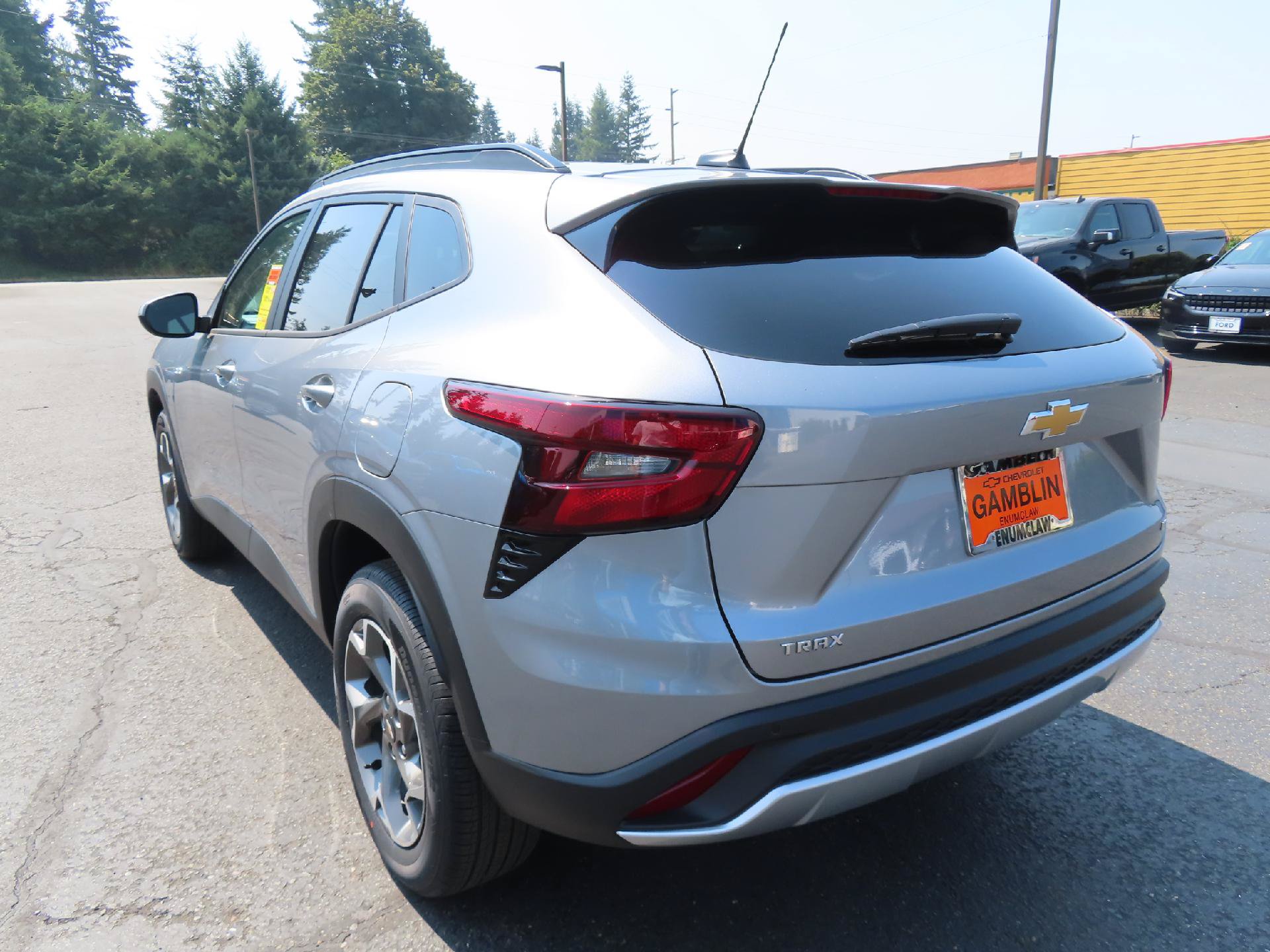 New 2026 Chevrolet Trax LT w/ Driver Confidence Package FWD image 5