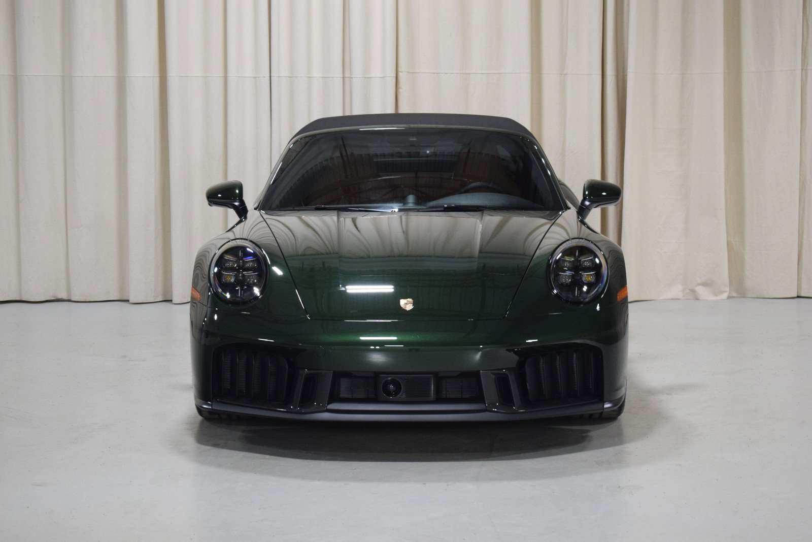 Used 2026 Porsche 911 Targa 4 GTS image 8