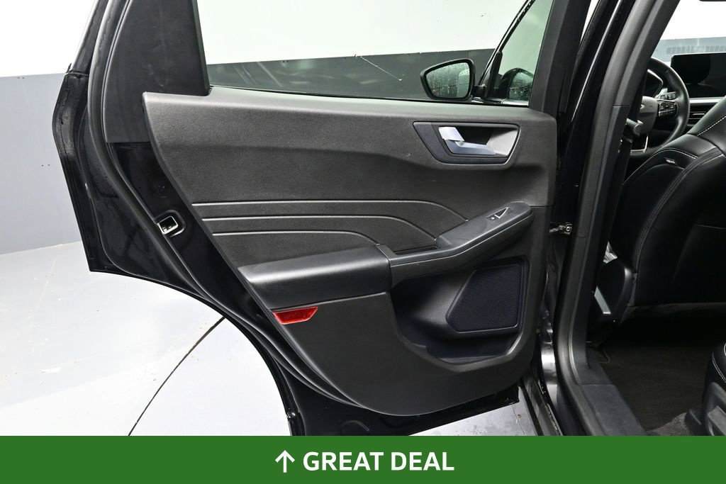 Used 2024 Ford Escape Platinum AWD/4WD image 28