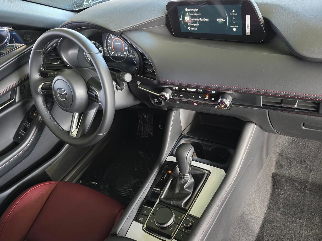New 2026 MAZDA MAZDA3 Carbon image 11