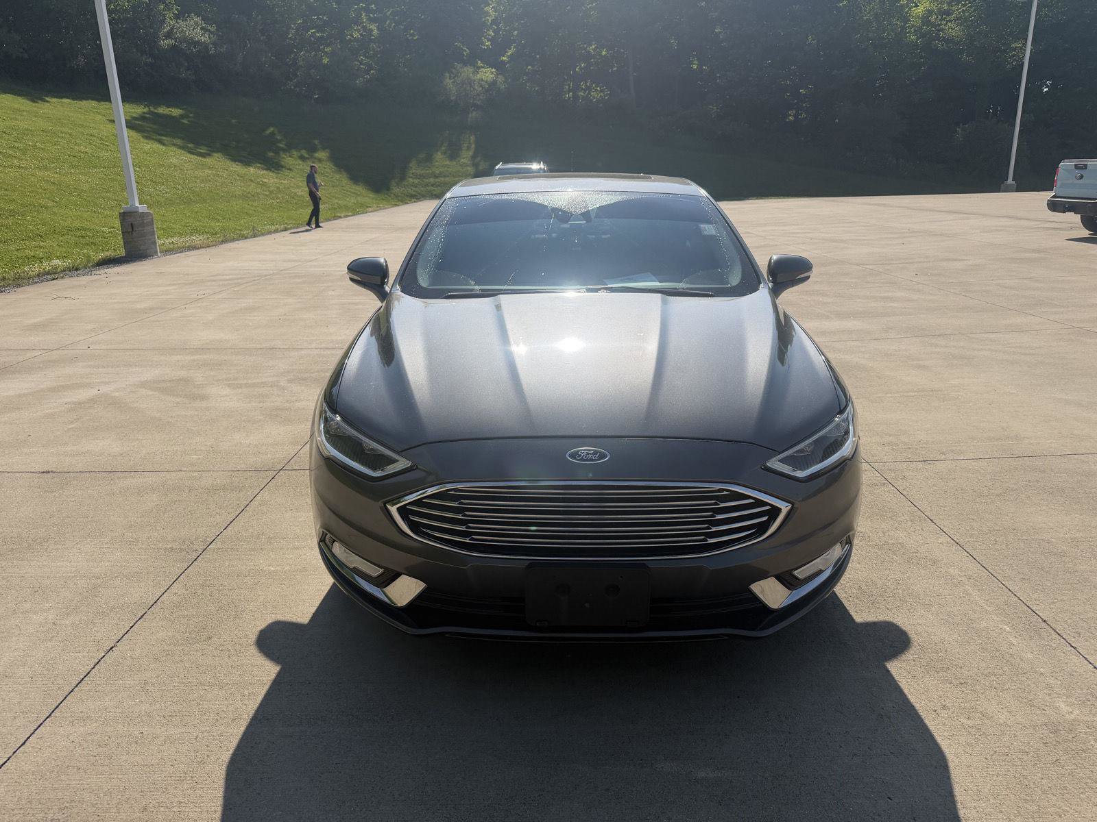 Used 2017 Ford Fusion Titanium AWD/4WD image 2
