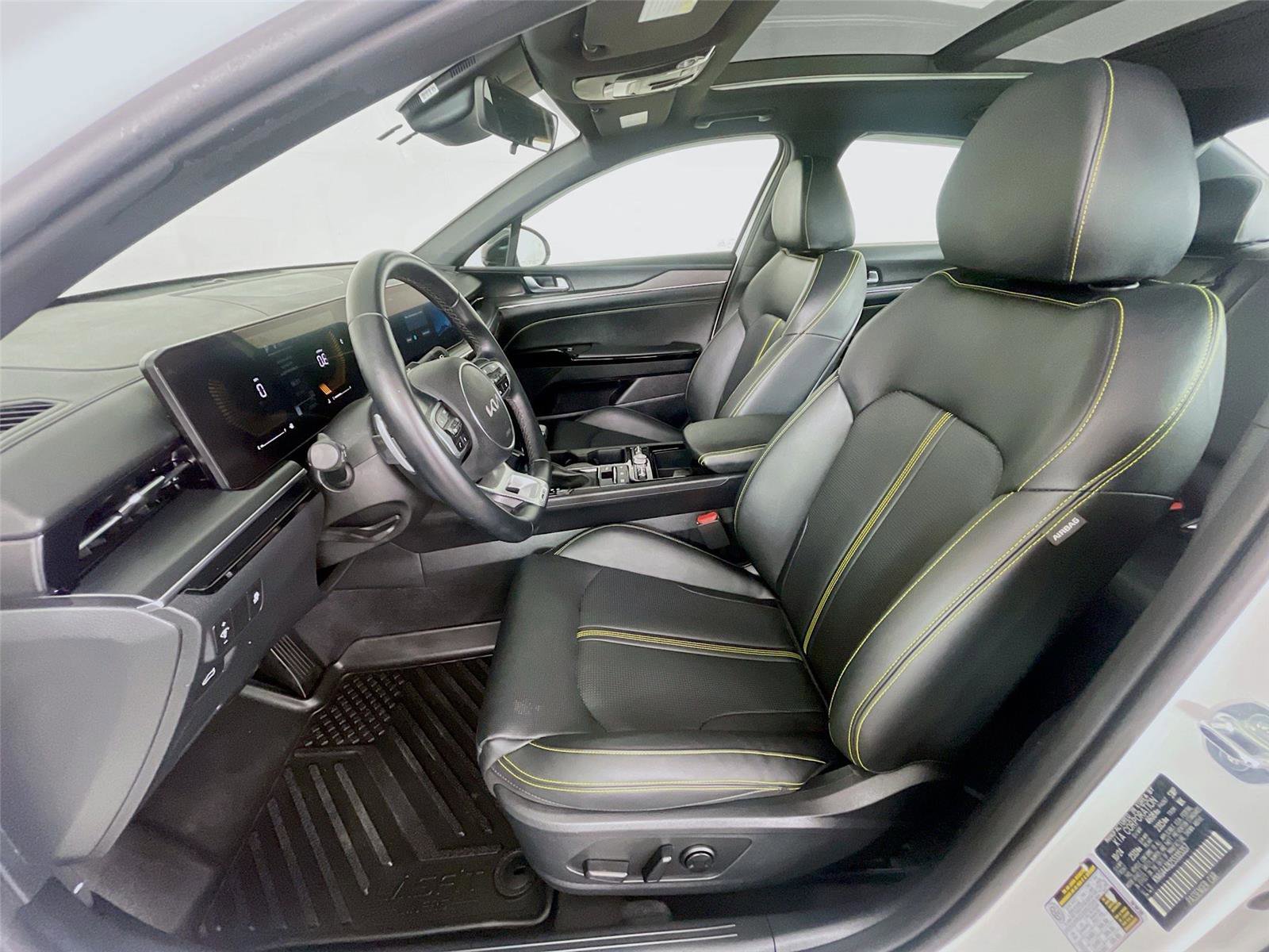 Used 2025 Kia K5 GT image 26