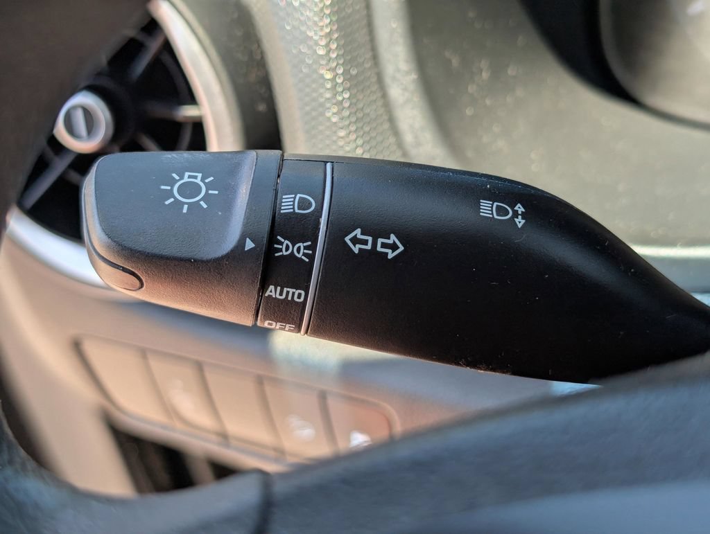 Used 2022 Hyundai Kona SEL FWD image 24