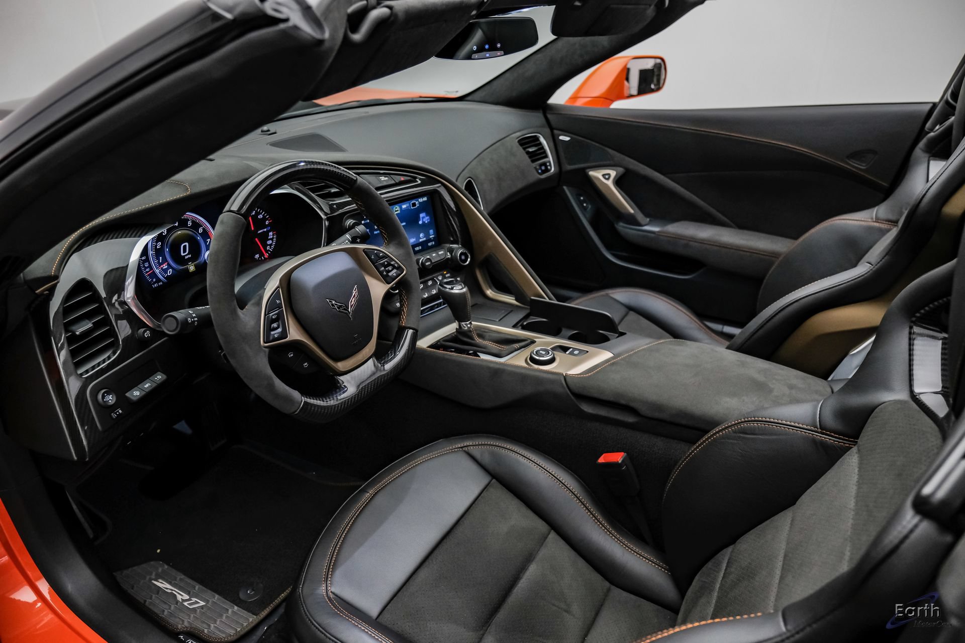 Used 2019 Chevrolet Corvette ZR1 RWD image 2