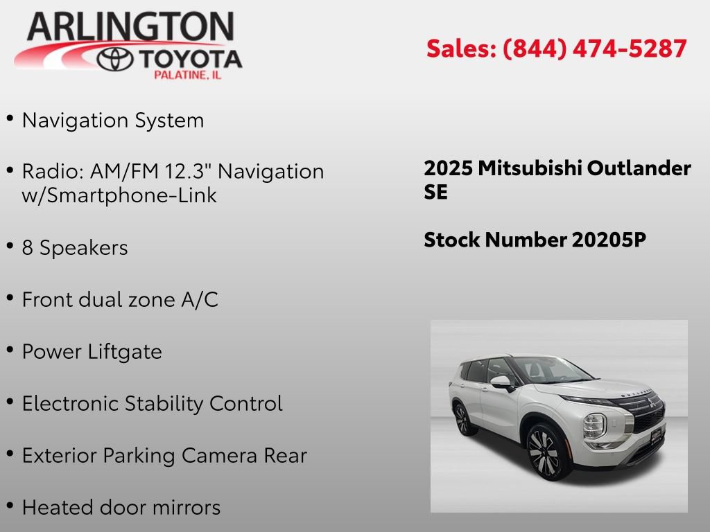 Used 2025 Mitsubishi Outlander SE AWD/4WD image 2