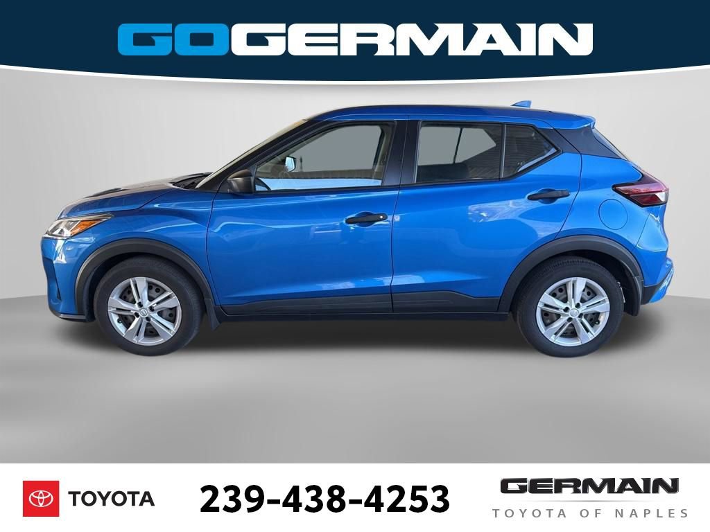 Used 2023 Nissan Kicks S image 2