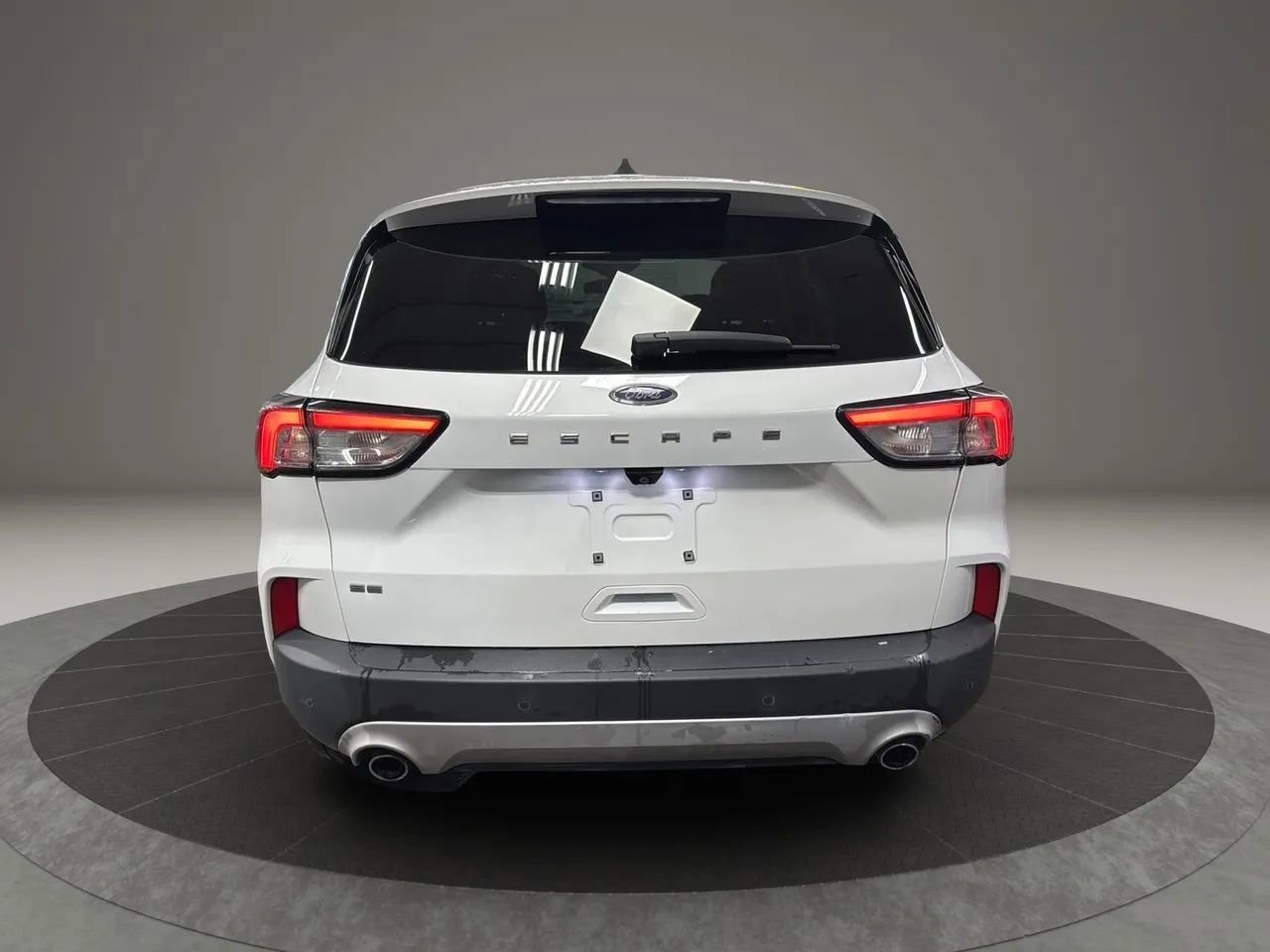 Used 2021 Ford Escape SE w/ Cold Weather Package AWD/4WD image 6