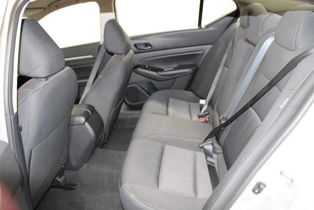 Used 2023 Nissan Altima 2.5 SV image 18