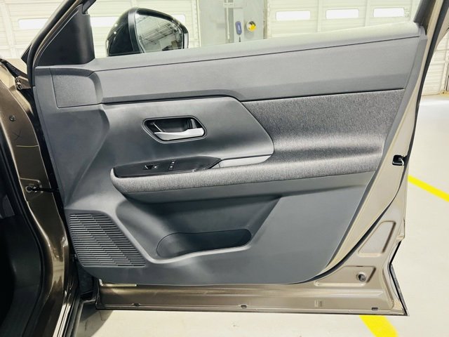 New 2026 Nissan Kicks SV image 33