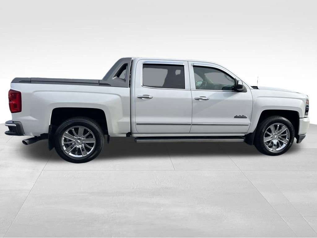 Used 2018 Chevrolet Silverado 1500 High Country w/ High Desert Package AWD/4WD image 5