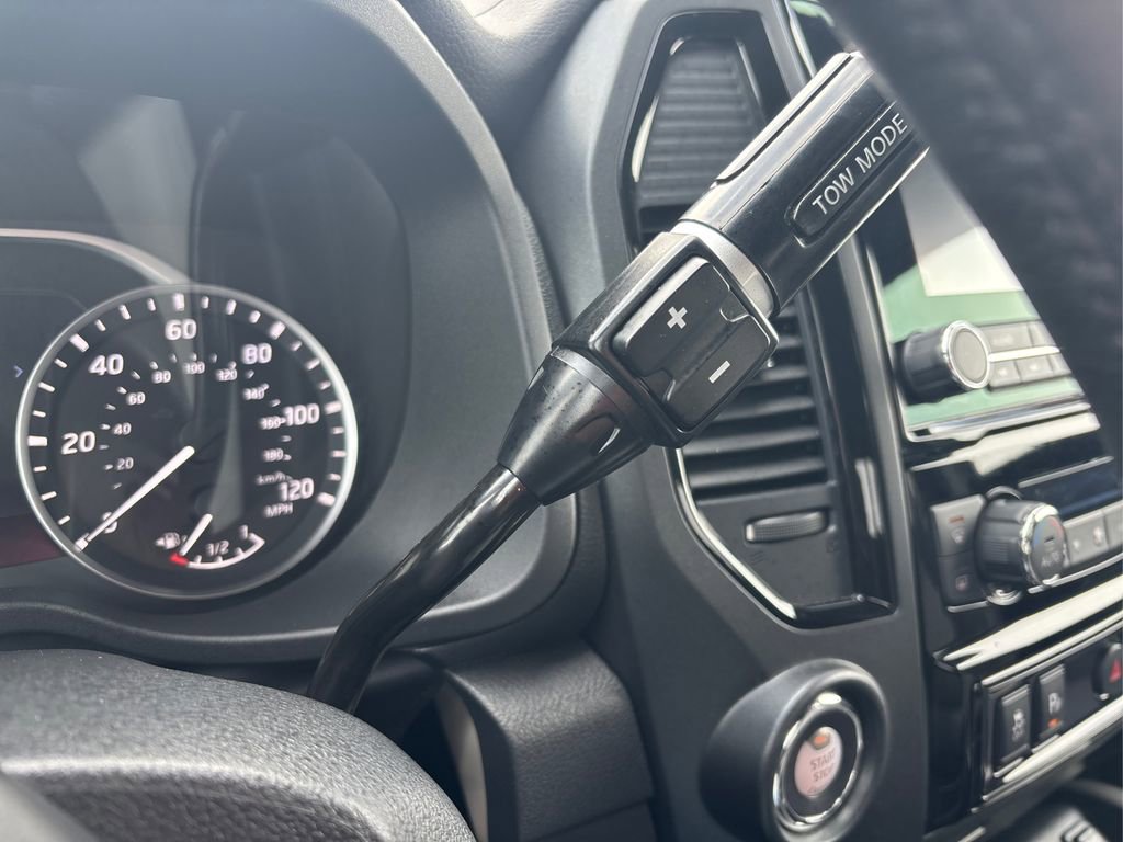 Used 2024 Nissan Titan SV w/ SV Bronze Edition Package image 30