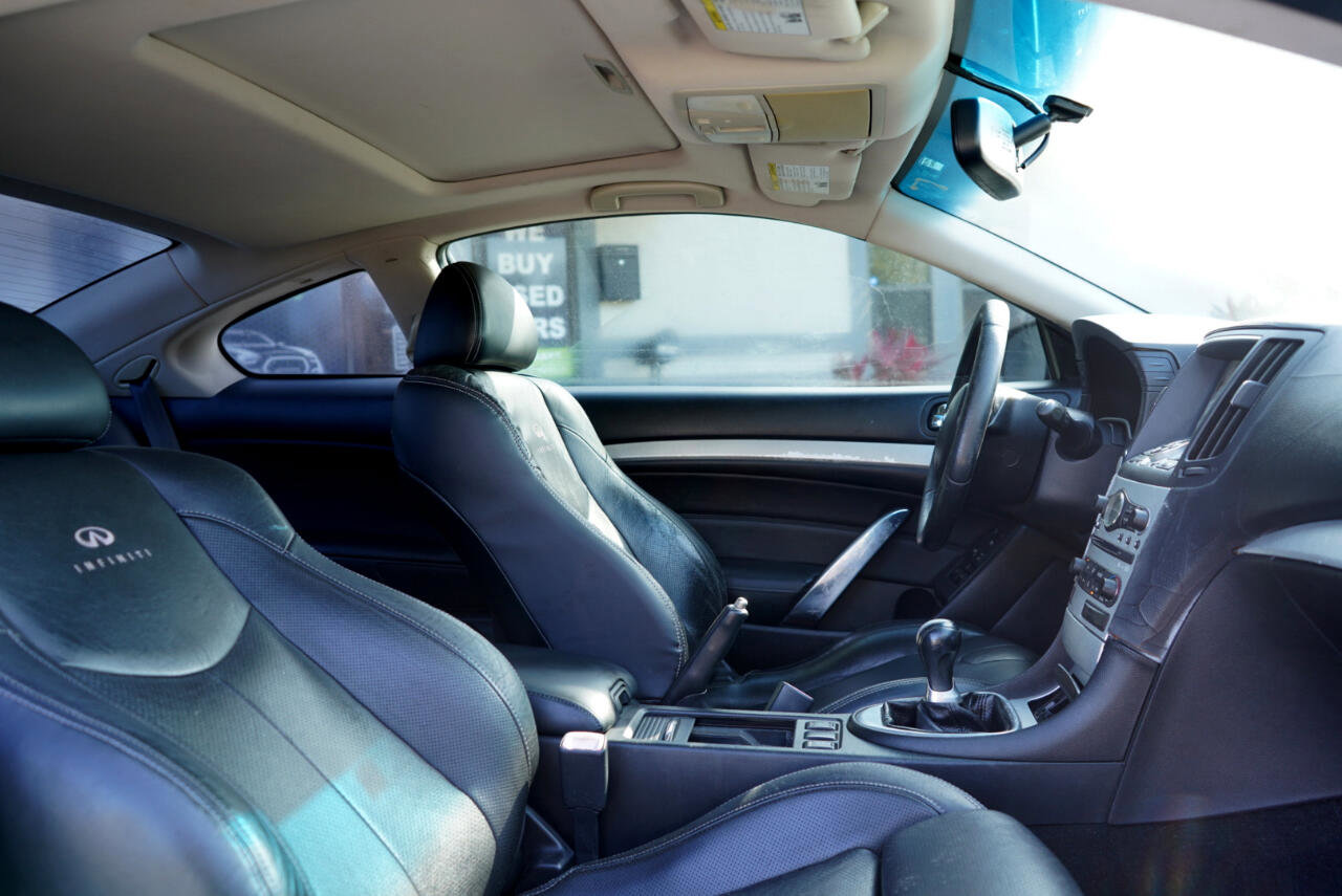 Used 2008 INFINITI G37 Sport w/ Premium Pkg image 7