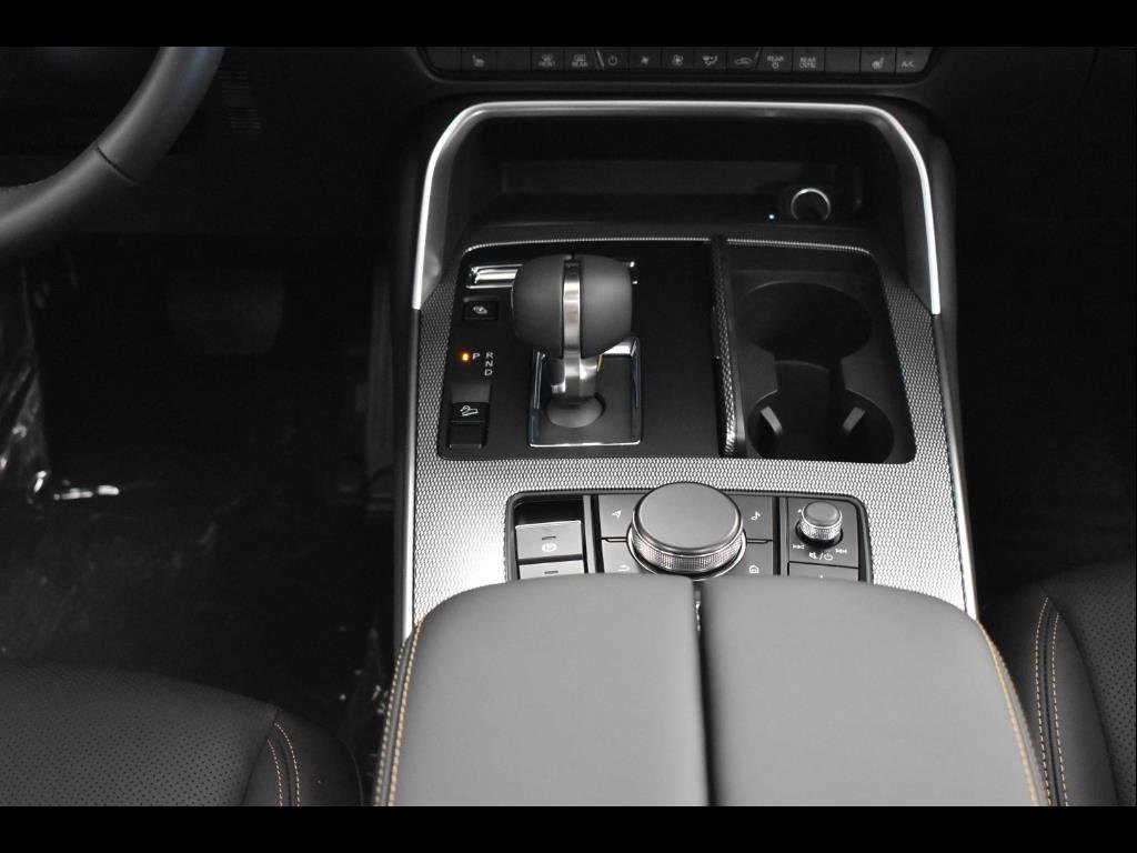 Certified 2024 MAZDA CX-90 Plug-In Hybrid w/ Premium Pkg image 16