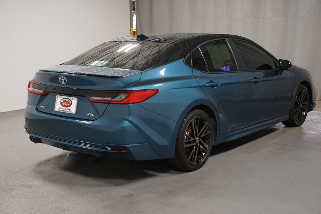 Used 2025 Toyota Camry XSE FWD image 8