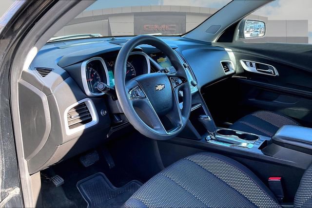 Used 2017 Chevrolet Equinox LS image 13