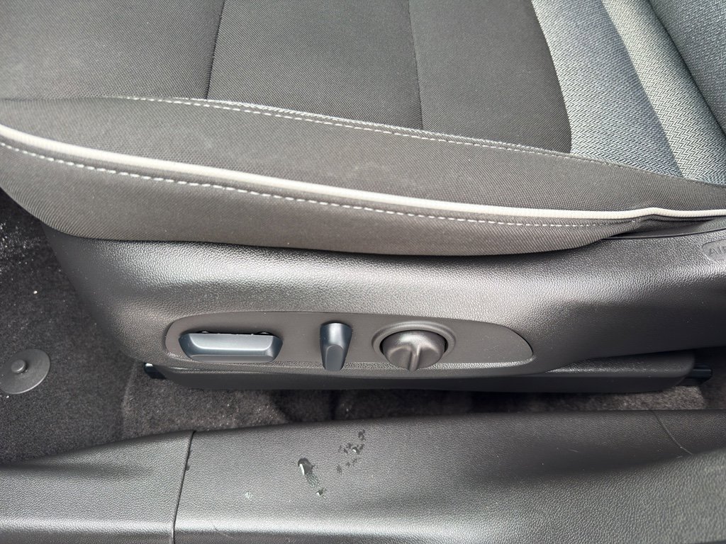 Used 2023 Chevrolet TrailBlazer LT w/ Convenience Package image 14