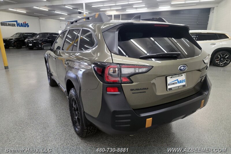 Used 2025 Subaru Outback Wilderness AWD/4WD image 7