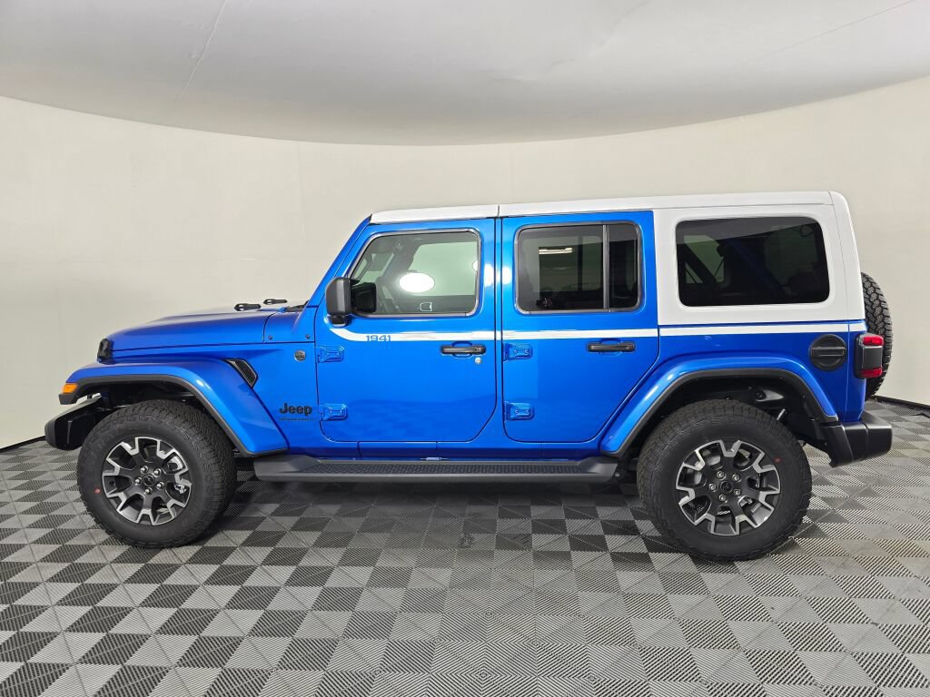 New 2026 Jeep Wrangler Unlimited Sahara w/ Whitecap Package AWD/4WD image 7