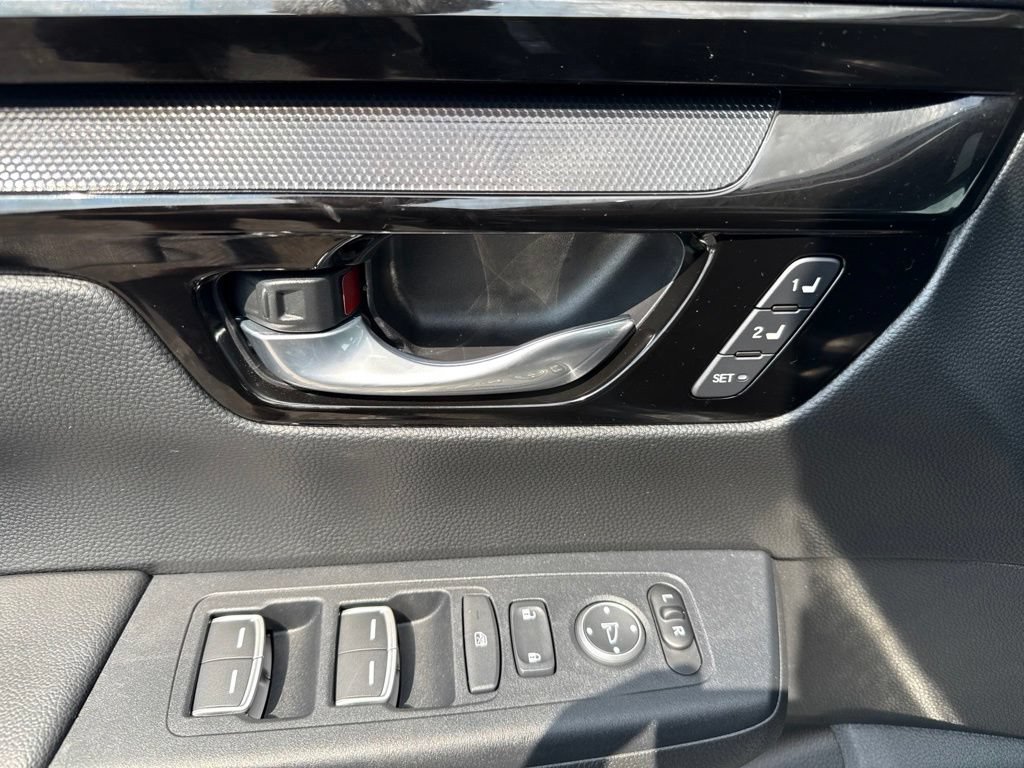 Used 2024 Honda CR-V Sport Touring image 19