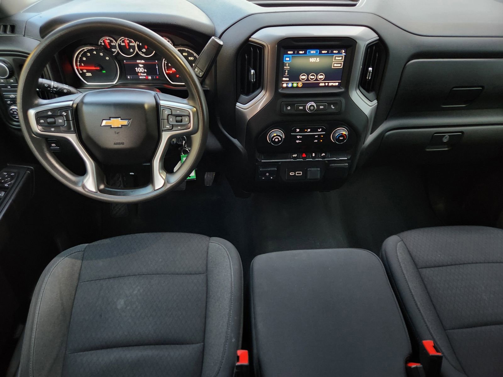 Used 2022 Chevrolet Silverado 2500 Custom w/ Custom Value Package image 28