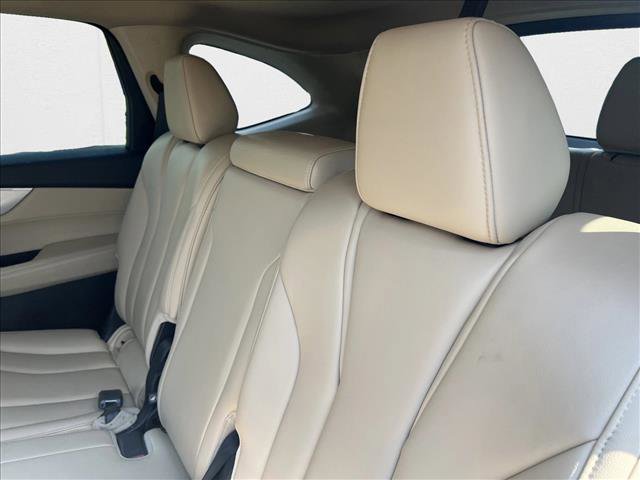 Used 2022 Acura MDX SH-AWD image 16