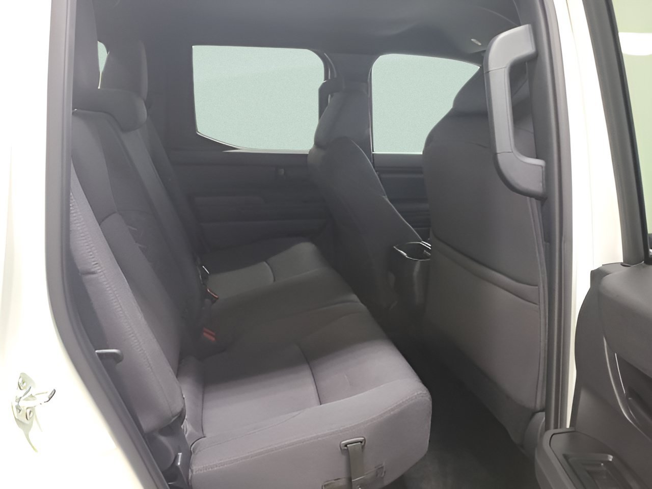 Used 2024 Toyota Tacoma SR AWD/4WD image 13