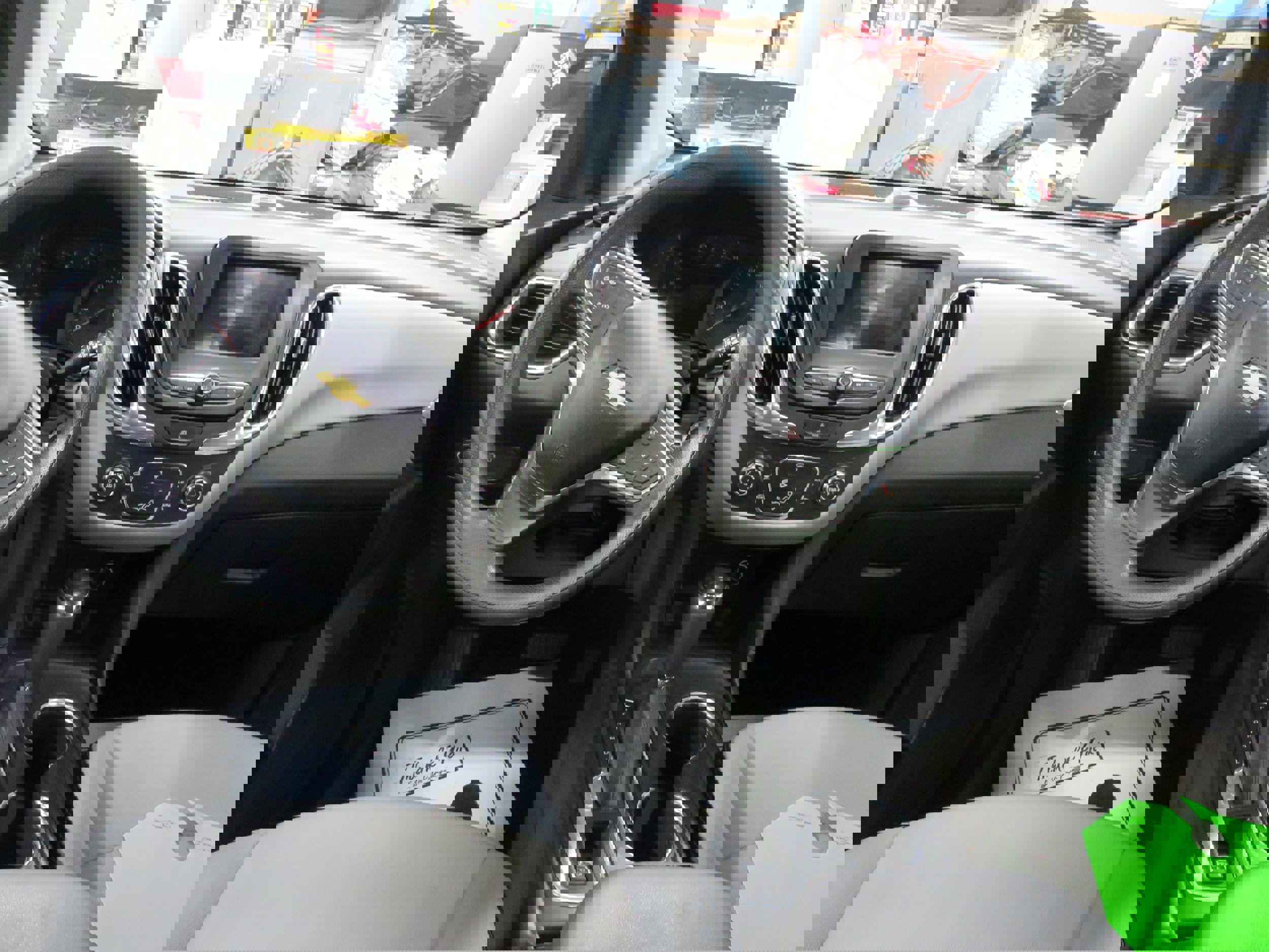 Used 2019 Chevrolet Equinox LS image 8