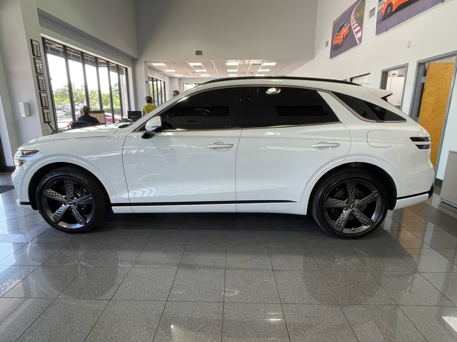 Used 2024 Genesis GV70 3.5T Sport w/ Sport Prestige Package AWD/4WD image 2