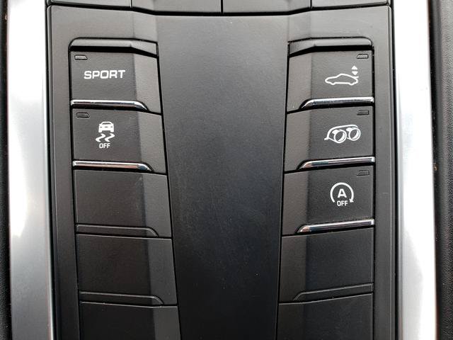 Used 2019 Porsche 718 Cayman RWD image 18