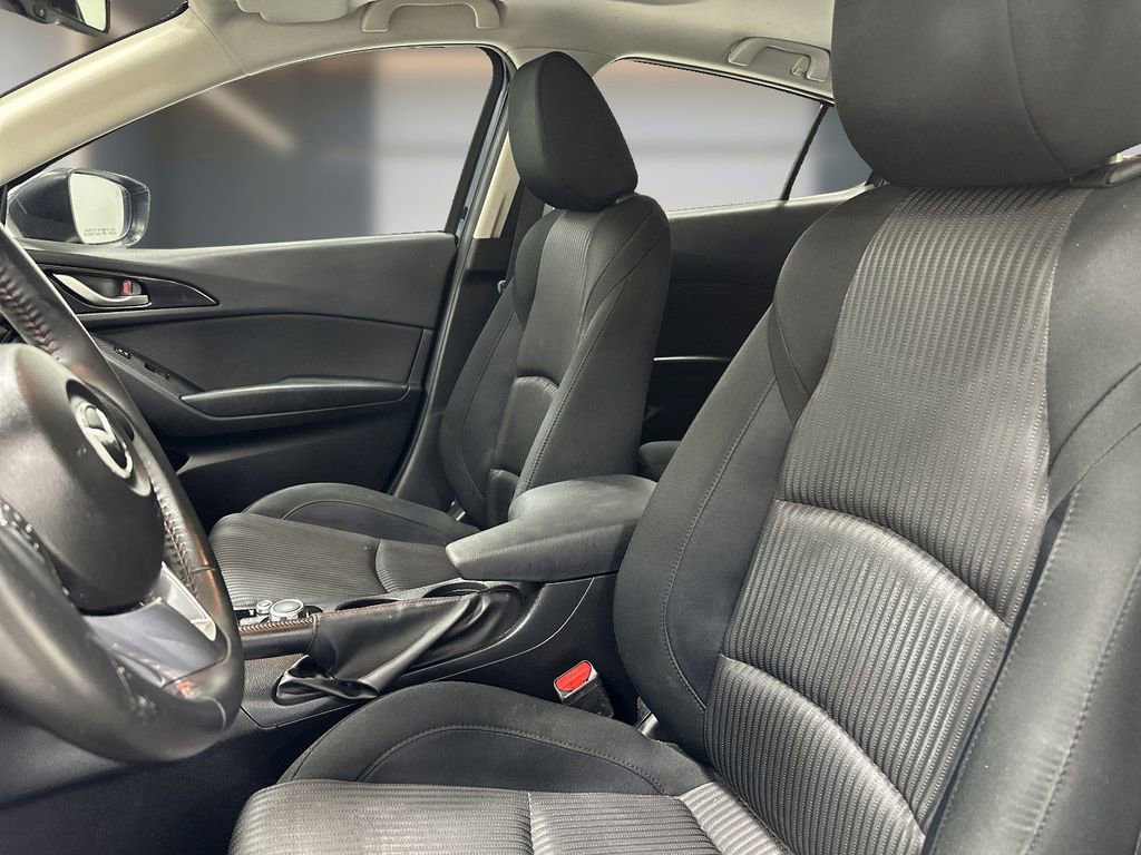 Used 2016 MAZDA MAZDA3 i Touring w/ Popular Equipment Package image 7