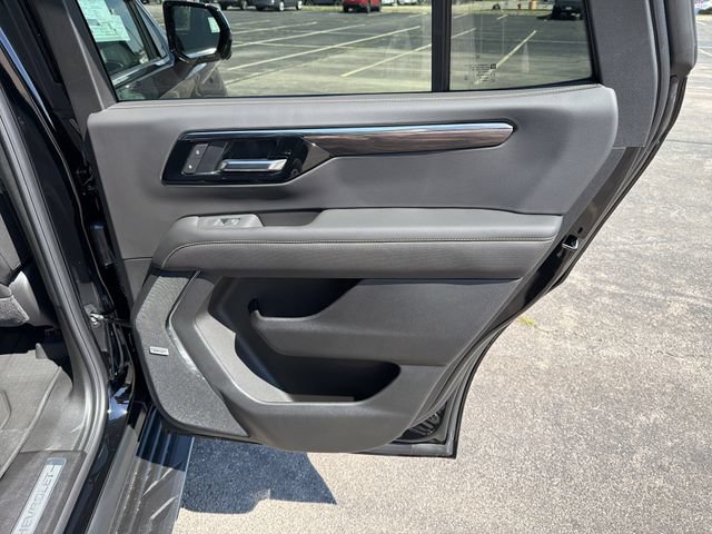 New 2026 Chevrolet Tahoe Premier w/ Sun And Tow Package AWD/4WD image 28