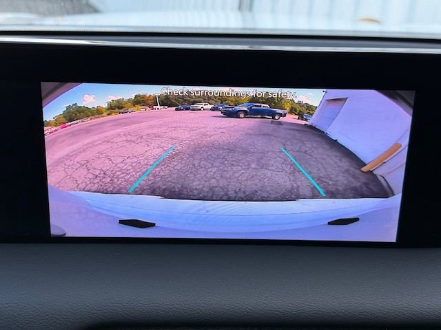 New 2026 Nissan Armada SV image 32