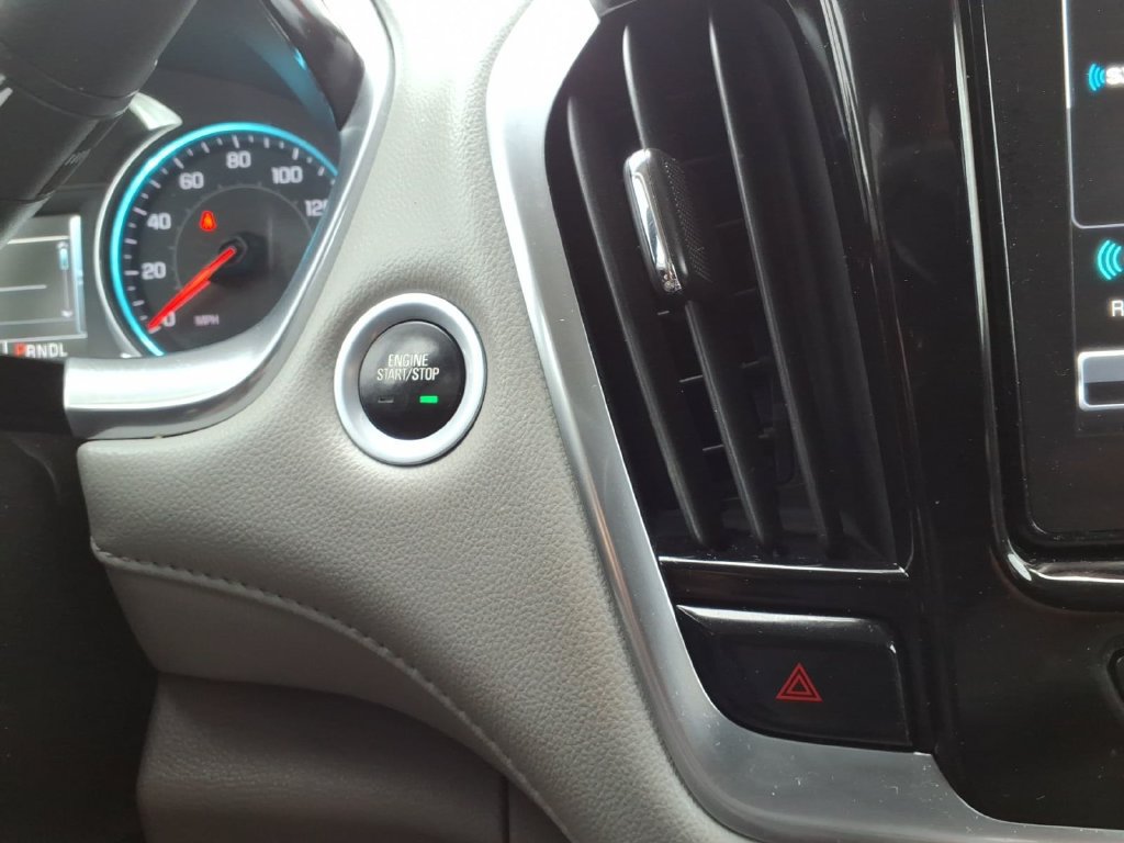 Used 2018 Chevrolet Traverse LT FWD image 22