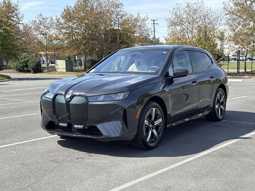 Used 2026 BMW iX xDrive60 AWD/4WD image 20